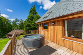 Lord Galloway 38 with Hot Tub
